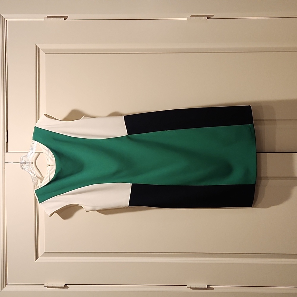 Women's dress